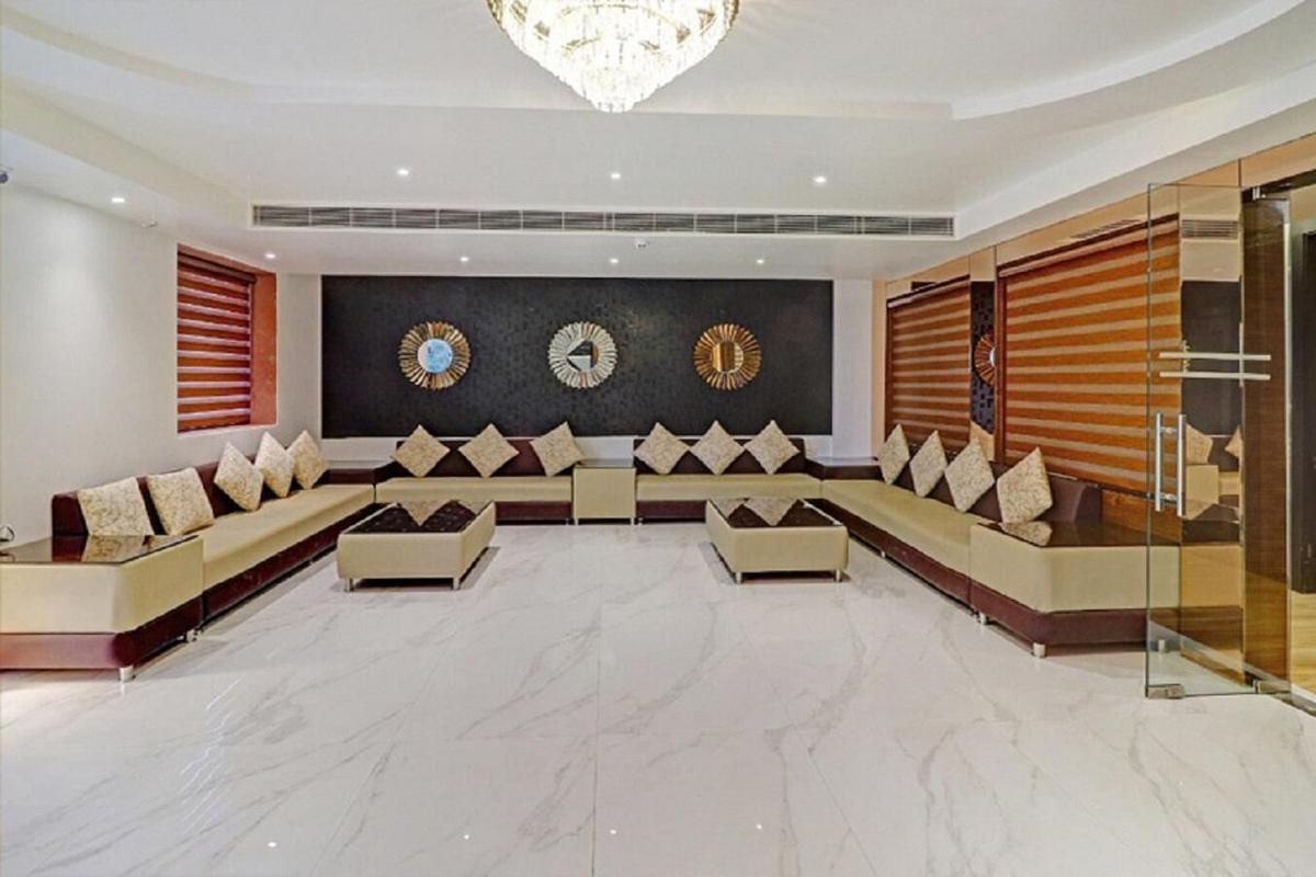 Green View Hotel 4*